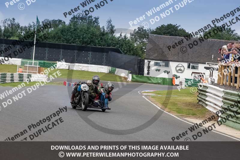 Vintage motorcycle club;eventdigitalimages;mallory park;mallory park trackday photographs;no limits trackdays;peter wileman photography;trackday digital images;trackday photos;vmcc festival 1000 bikes photographs